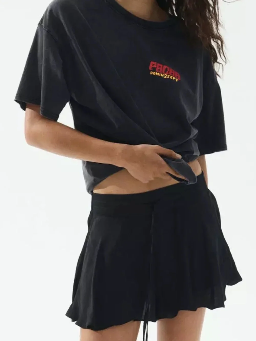 H&M Divided Women's Black Tassel Tie Waist Shorts Boho Casual - Picture 2 of 10